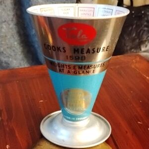 Antique 1950s Metal "Tala" 1598 Weights And Measurements Tin Measurer